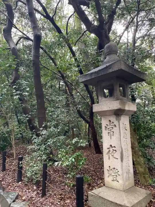 熱田神宮の{uncategorized: "未分類", other: "その他", undefined: "問題あり", building: "その他建物", grave: "お墓", sacred_gate: "鳥居", guardian: "狛犬", statue: "像", buddha: "仏像", history: "歴史", nature: "自然", garden: "庭園", animal: "動物", pagoda: "塔", temizu: "手水舎", mountain_gate: "山門・神門", sanctuary: "本殿・本堂", subordinate: "末社・摂社", art: "芸術", scenery: "景色", jizo: "地蔵", ema: "絵馬", goshuin: "御朱印", omikuji: "おみくじ", items: "授与品その他", amulet: "お守り", goshuincho: "御朱印帳", eats: "食事", festival: "お祭り", votive_dance: "神楽", shichigosan: "七五三参", wedding: "結婚式", experience: "体験その他", initially: "初詣", around: "周辺", anti_infection: "感染症対策"}