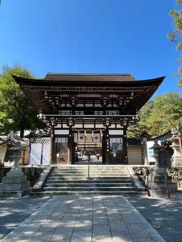 松尾大社の山門・神門