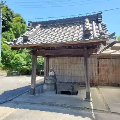 正法院の手水舎