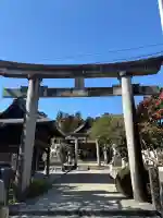 荘内神社の{uncategorized: "未分類", other: "その他", undefined: "問題あり", building: "その他建物", grave: "お墓", sacred_gate: "鳥居", guardian: "狛犬", statue: "像", buddha: "仏像", history: "歴史", nature: "自然", garden: "庭園", animal: "動物", pagoda: "塔", temizu: "手水舎", mountain_gate: "山門・神門", sanctuary: "本殿・本堂", subordinate: "末社・摂社", art: "芸術", scenery: "景色", jizo: "地蔵", ema: "絵馬", goshuin: "御朱印", omikuji: "おみくじ", items: "授与品その他", amulet: "お守り", goshuincho: "御朱印帳", eats: "食事", festival: "お祭り", votive_dance: "神楽", shichigosan: "七五三参", wedding: "結婚式", experience: "体験その他", initially: "初詣", around: "周辺", anti_infection: "感染症対策"}