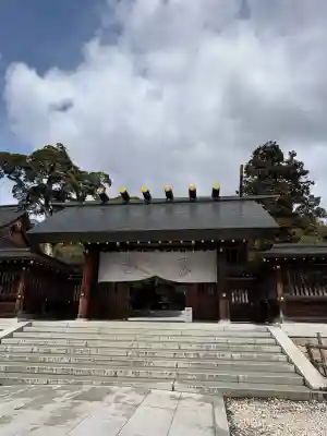 丹後一ノ宮 元伊勢 籠神社の{uncategorized: "未分類", other: "その他", undefined: "問題あり", building: "その他建物", grave: "お墓", sacred_gate: "鳥居", guardian: "狛犬", statue: "像", buddha: "仏像", history: "歴史", nature: "自然", garden: "庭園", animal: "動物", pagoda: "塔", temizu: "手水舎", mountain_gate: "山門・神門", sanctuary: "本殿・本堂", subordinate: "末社・摂社", art: "芸術", scenery: "景色", jizo: "地蔵", ema: "絵馬", goshuin: "御朱印", omikuji: "おみくじ", items: "授与品その他", amulet: "お守り", goshuincho: "御朱印帳", eats: "食事", festival: "お祭り", votive_dance: "神楽", shichigosan: "七五三参", wedding: "結婚式", experience: "体験その他", initially: "初詣", around: "周辺", anti_infection: "感染症対策"}