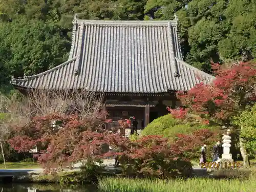 長岳寺の本殿