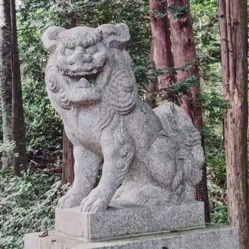 十勝神社の狛犬