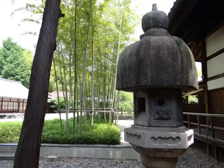 八事山 興正寺の庭園