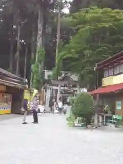 中之嶽神社の建物その他