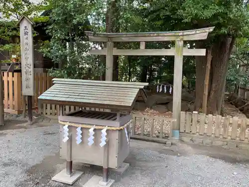 伊勢山皇大神宮の末社・摂社