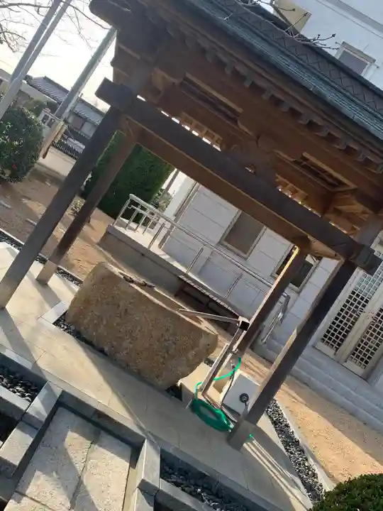 正法寺の手水舎