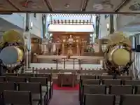 八津御嶽神社の本殿・本堂