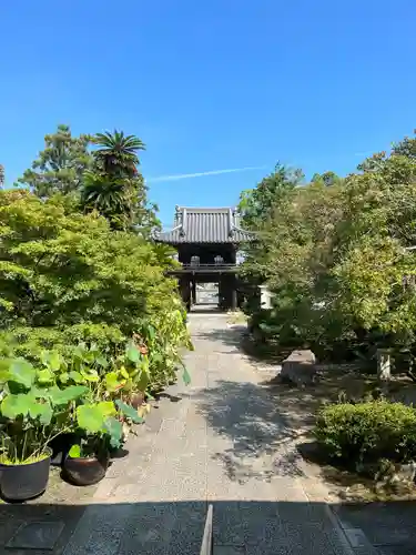 伊勢の国 四天王寺の山門