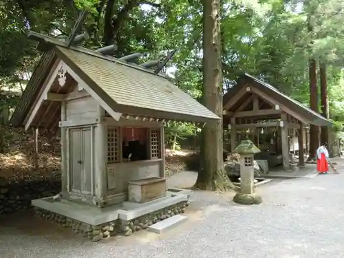 天岩戸神社の末社