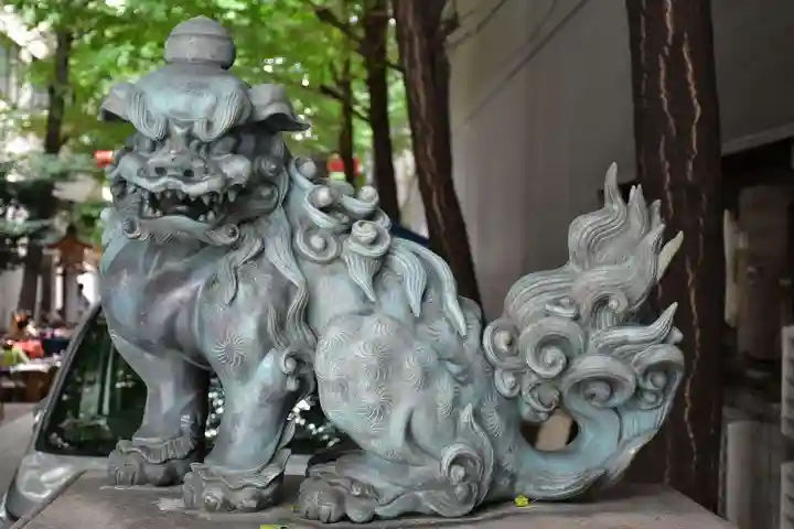 花園神社の狛犬