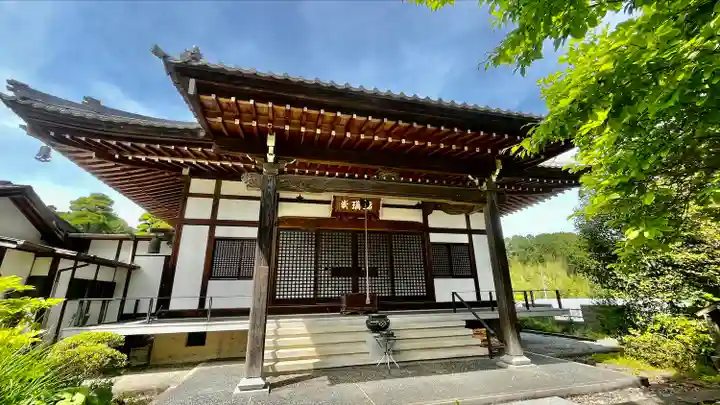 瑠璃寺(長野県)
