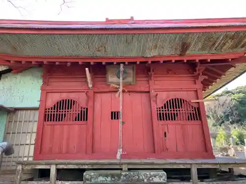 観音堂の本殿・本堂