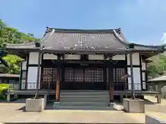 西照寺の本殿