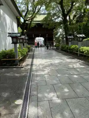 石切劔箭神社の{uncategorized: "未分類", other: "その他", undefined: "問題あり", building: "その他建物", grave: "お墓", sacred_gate: "鳥居", guardian: "狛犬", statue: "像", buddha: "仏像", history: "歴史", nature: "自然", garden: "庭園", animal: "動物", pagoda: "塔", temizu: "手水舎", mountain_gate: "山門・神門", sanctuary: "本殿・本堂", subordinate: "末社・摂社", art: "芸術", scenery: "景色", jizo: "地蔵", ema: "絵馬", goshuin: "御朱印", omikuji: "おみくじ", items: "授与品その他", amulet: "お守り", goshuincho: "御朱印帳", eats: "食事", festival: "お祭り", votive_dance: "神楽", shichigosan: "七五三参", wedding: "結婚式", experience: "体験その他", initially: "初詣", around: "周辺", anti_infection: "感染症対策"}