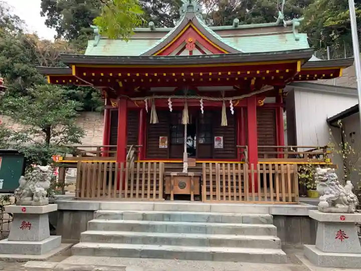 若宮八幡宮の本殿・本堂