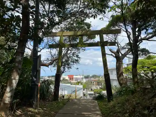 末吉宮の鳥居