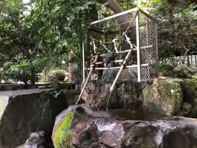 枚岡神社の手水舎