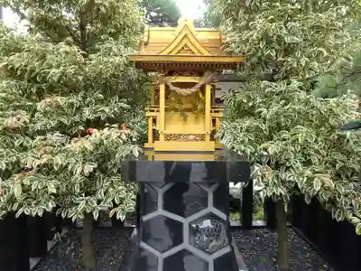 亀ケ池八幡宮の末社・摂社