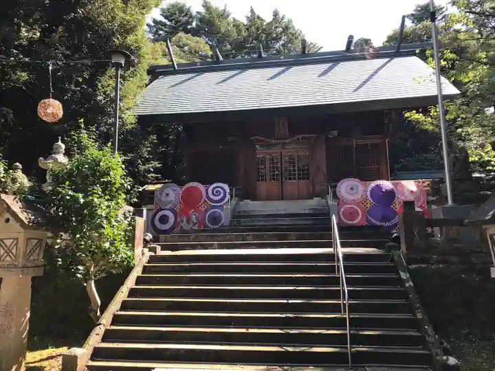 藥王院温泉寺の本殿・本堂