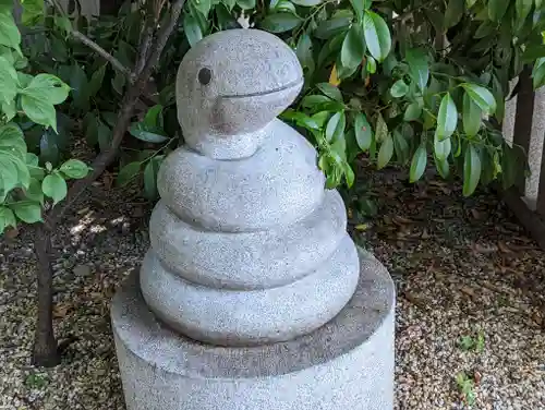 綱敷天満神社の像