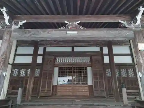 西光寺の本殿・本堂