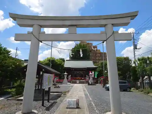 朝日氷川神社の鳥居