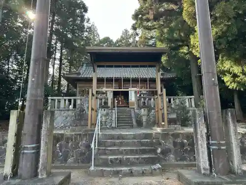 大神社の{uncategorized: "未分類", other: "その他", undefined: "問題あり", building: "その他建物", grave: "お墓", sacred_gate: "鳥居", guardian: "狛犬", statue: "像", buddha: "仏像", history: "歴史", nature: "自然", garden: "庭園", animal: "動物", pagoda: "塔", temizu: "手水舎", mountain_gate: "山門・神門", sanctuary: "本殿・本堂", subordinate: "末社・摂社", art: "芸術", scenery: "景色", jizo: "地蔵", ema: "絵馬", goshuin: "御朱印", omikuji: "おみくじ", items: "授与品その他", amulet: "お守り", goshuincho: "御朱印帳", eats: "食事", festival: "お祭り", votive_dance: "神楽", shichigosan: "七五三参", wedding: "結婚式", experience: "体験その他", initially: "初詣", around: "周辺", anti_infection: "感染症対策"}