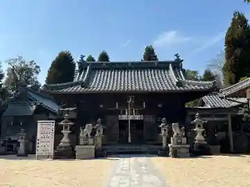 殖栗神社の本殿・本堂
