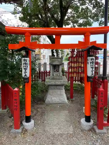 鴻神社の末社