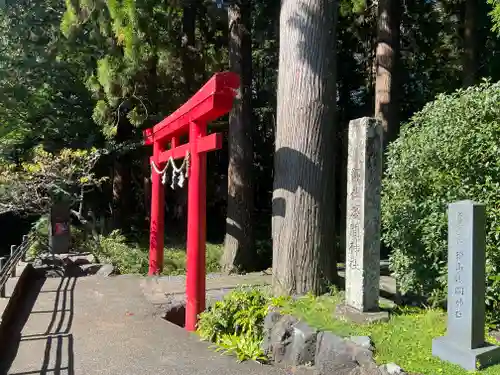 須山浅間神社の鳥居