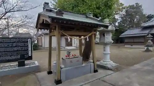 皇産靈神社の手水舎