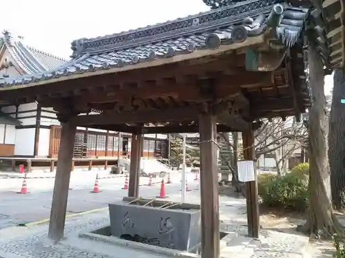 慈雲寺の手水舎