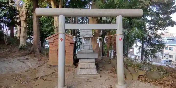 北金目神社の末社・摂社