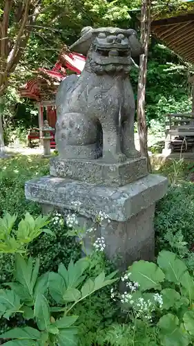 忍路神社の狛犬