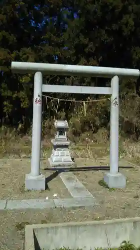 神社(名称不明)の鳥居