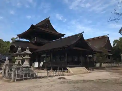 正八幡宮の本殿・本堂