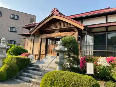 以津院の本殿・本堂