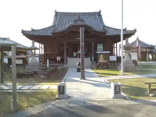 餘慶寺の本殿