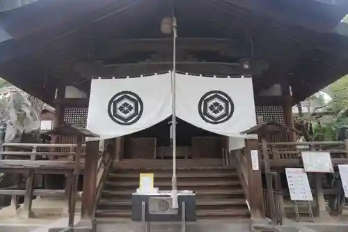 艮神社の本殿