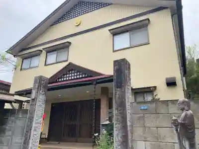 光輪寺の{uncategorized: "未分類", other: "その他", undefined: "問題あり", building: "その他建物", grave: "お墓", sacred_gate: "鳥居", guardian: "狛犬", statue: "像", buddha: "仏像", history: "歴史", nature: "自然", garden: "庭園", animal: "動物", pagoda: "塔", temizu: "手水舎", mountain_gate: "山門・神門", sanctuary: "本殿・本堂", subordinate: "末社・摂社", art: "芸術", scenery: "景色", jizo: "地蔵", ema: "絵馬", goshuin: "御朱印", omikuji: "おみくじ", items: "授与品その他", amulet: "お守り", goshuincho: "御朱印帳", eats: "食事", festival: "お祭り", votive_dance: "神楽", shichigosan: "七五三参", wedding: "結婚式", experience: "体験その他", initially: "初詣", around: "周辺", anti_infection: "感染症対策"}