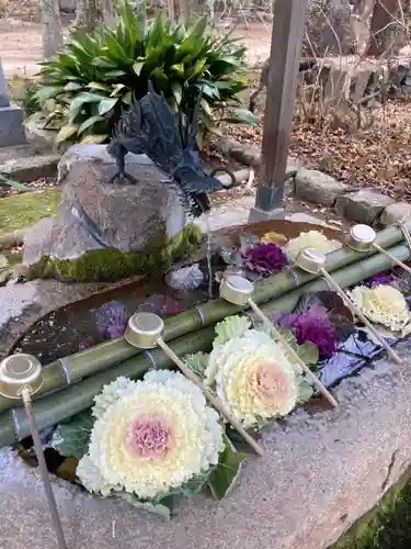 新宮八幡神社の手水舎