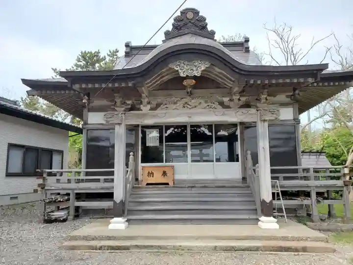 八幡神社の本殿・本堂