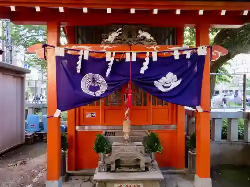 千種稲荷神社の本殿