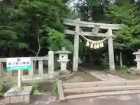 間々田八幡宮の鳥居