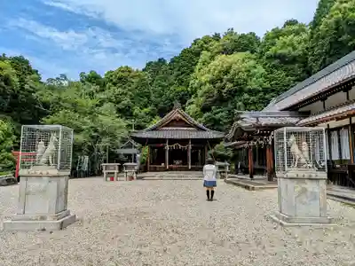曽野稲荷神社の本殿・本堂