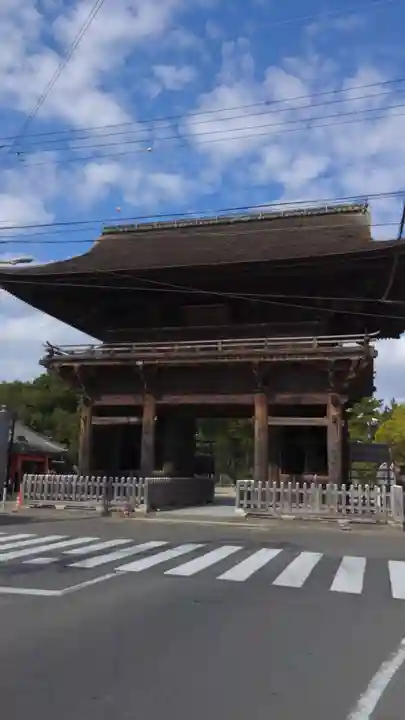 甚目寺の山門・神門