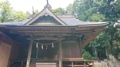 飯名神社の本殿・本堂