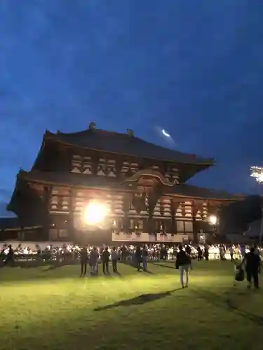 東大寺の本殿・本堂