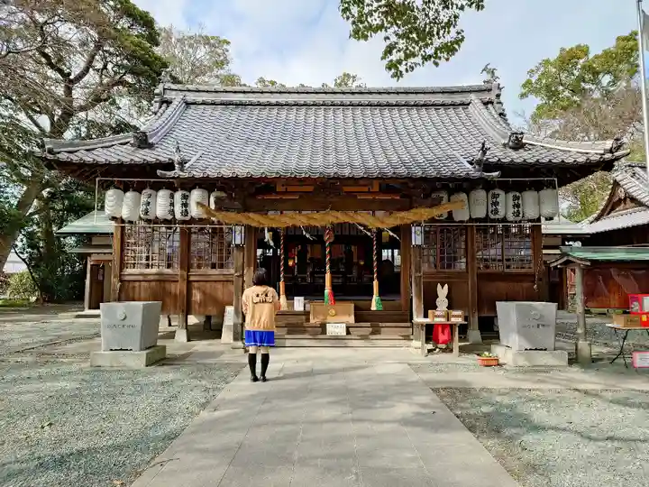 高忍日賣神社の本殿・本堂